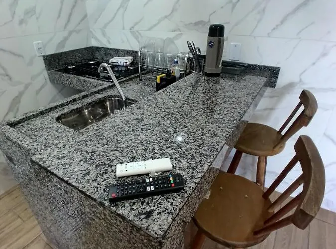 Flat 02 Com Varanda - Avenida Hospedagem